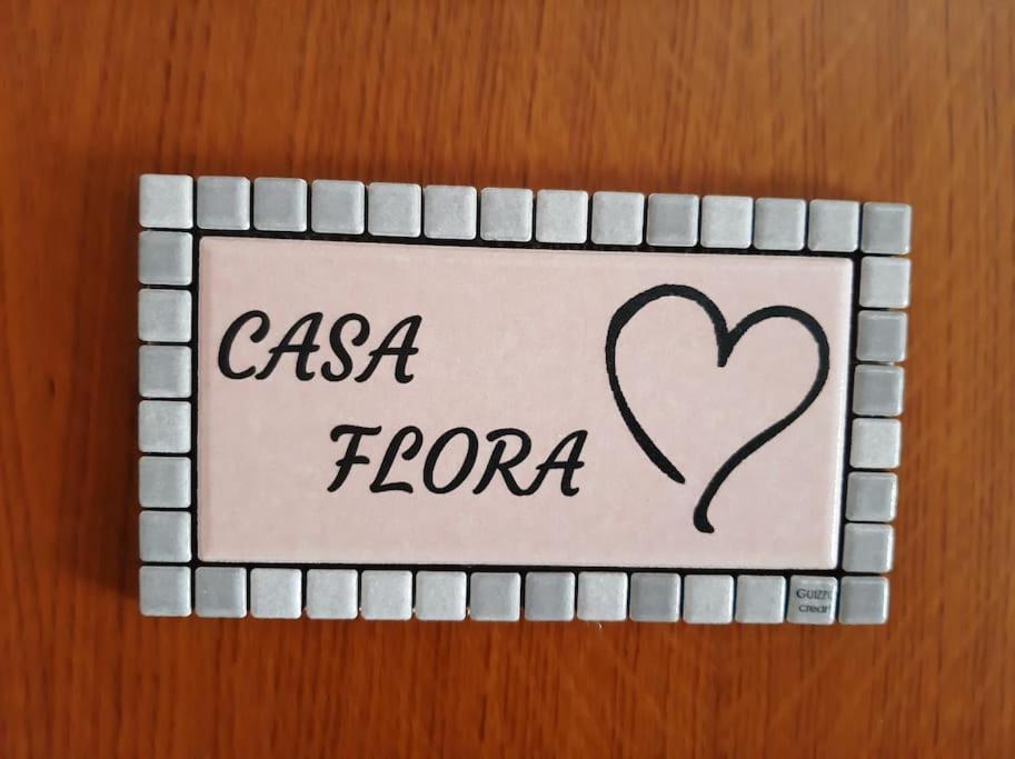 Casa Flora Apartment Рим Екстериор снимка